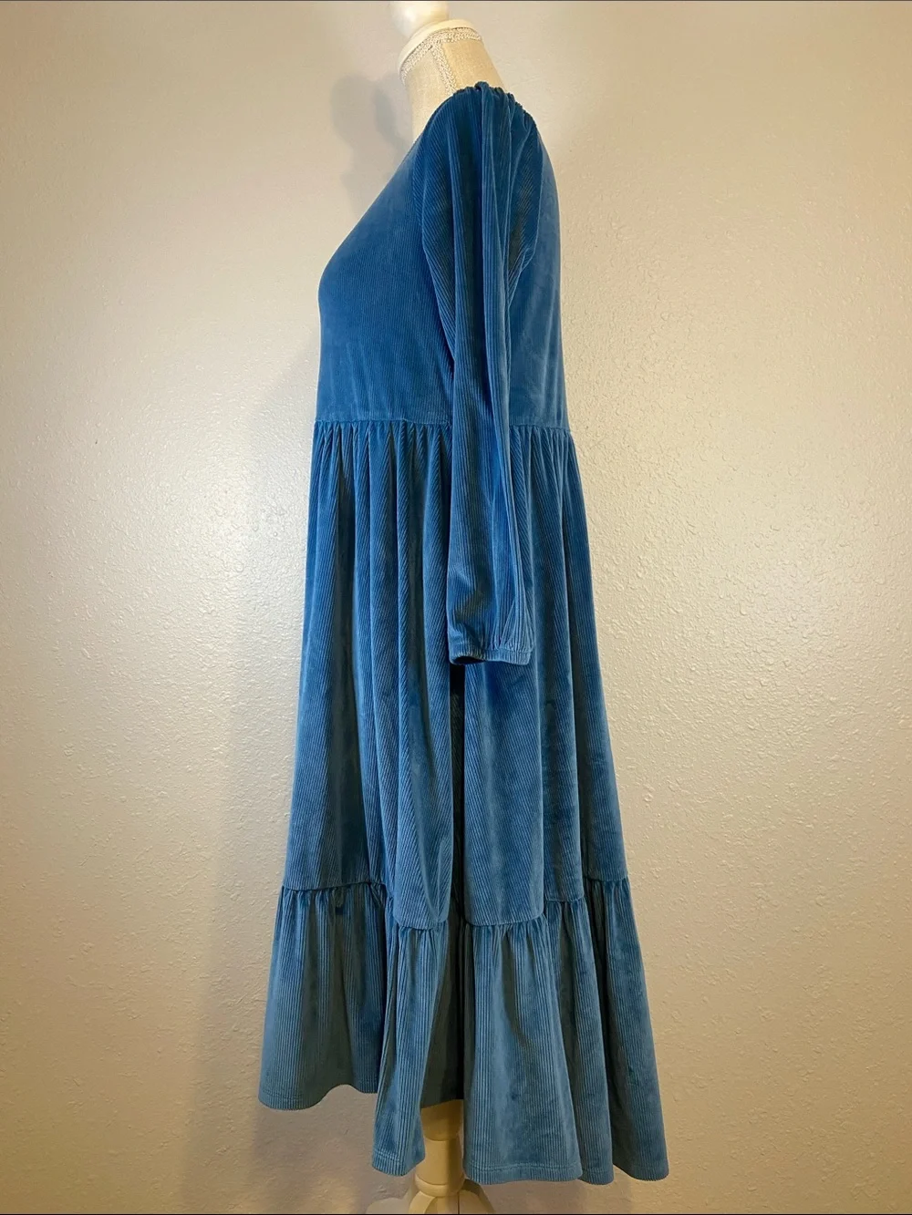 Millie loves Lily Turquoise Ribbed Crushed Velvet Tiered Dress Size 14/16
